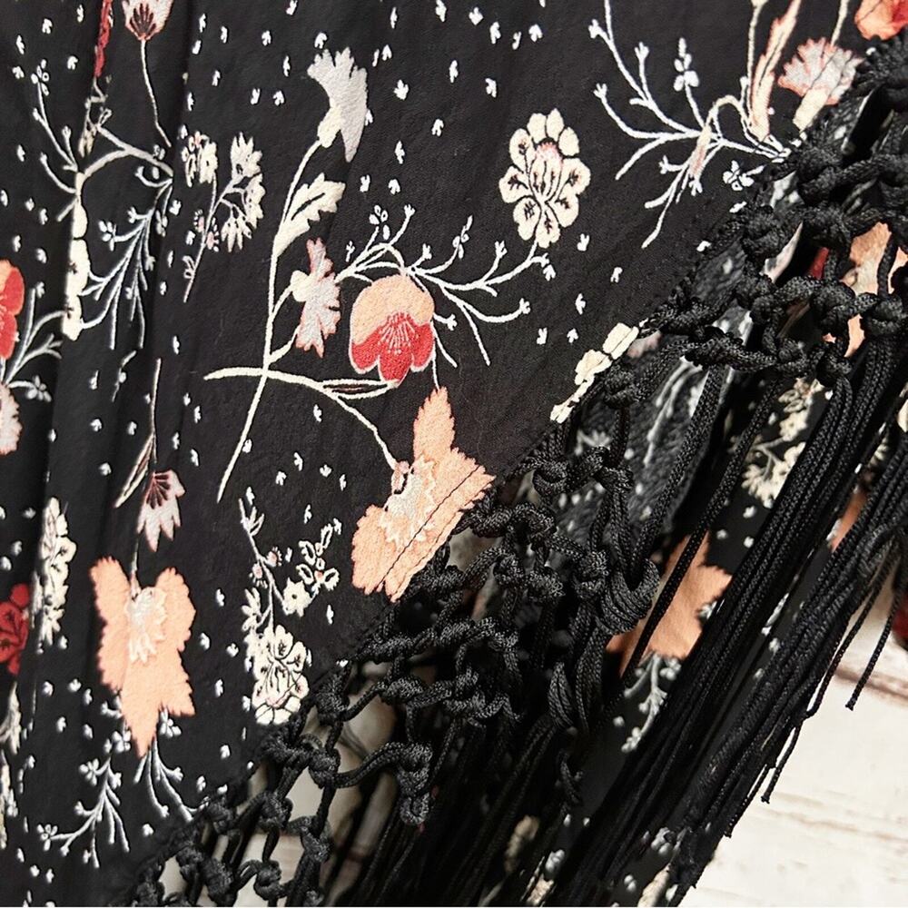 TORRID Black Floral Print Fringe Hem Open-Front Kimono Cardigan Size 1 (1X) - Picture 5 of 7